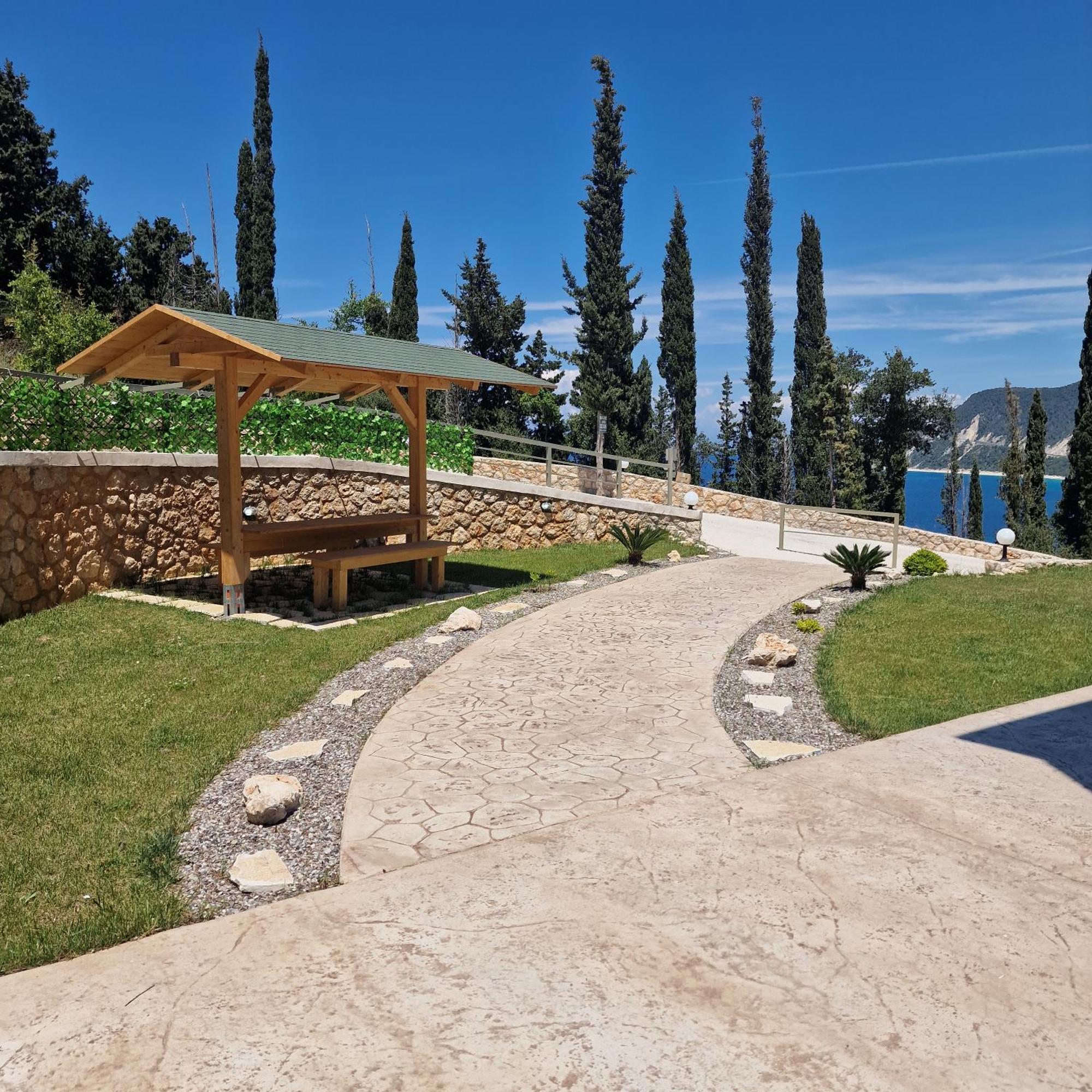 Milos Mountain - Villa Nikitas Agios Nikitas Exterior photo